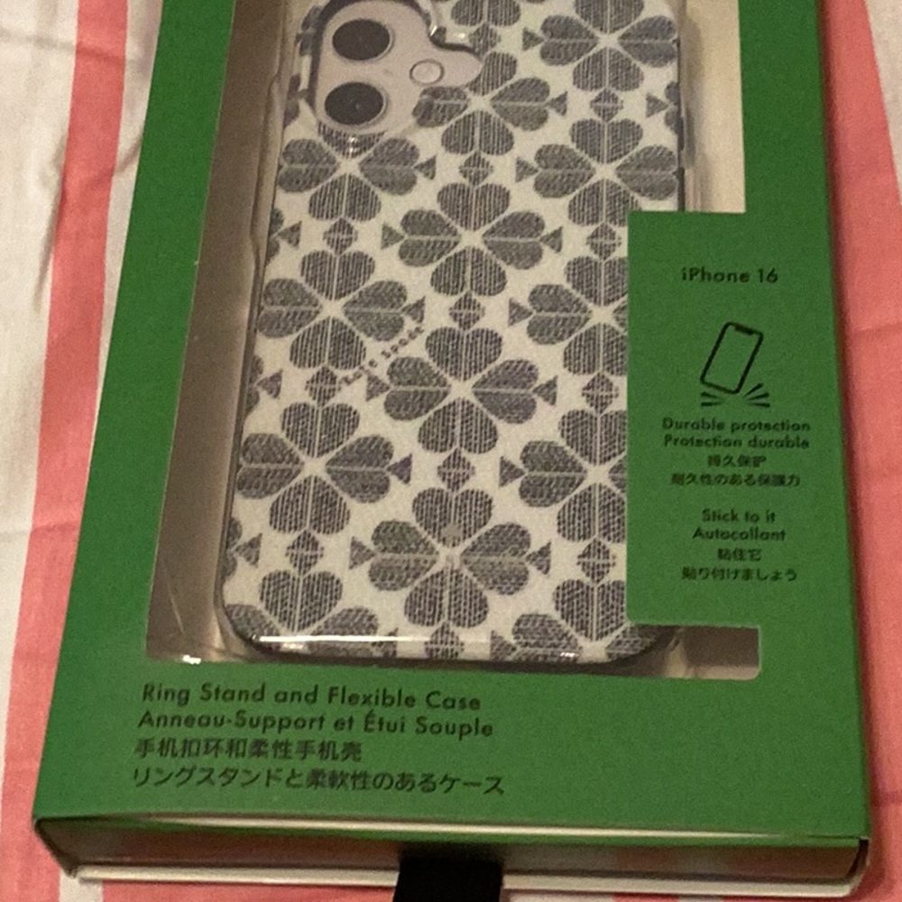 kate spade Gray Quatrefoil Smartphone Case
